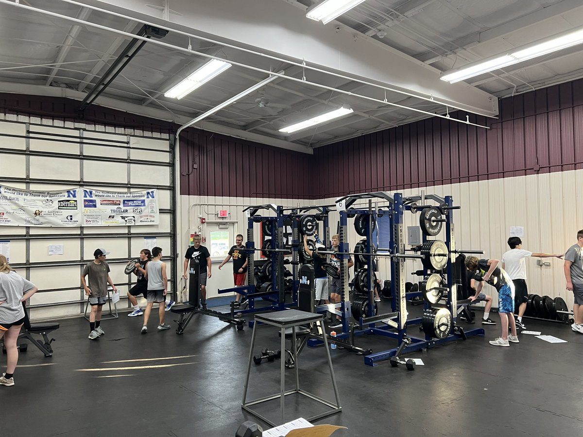 RebelStrengthNE's tweet photo. Another good showing by the 8th grade crew! About 20 kids! https://t.co/zKaJLvLZAG