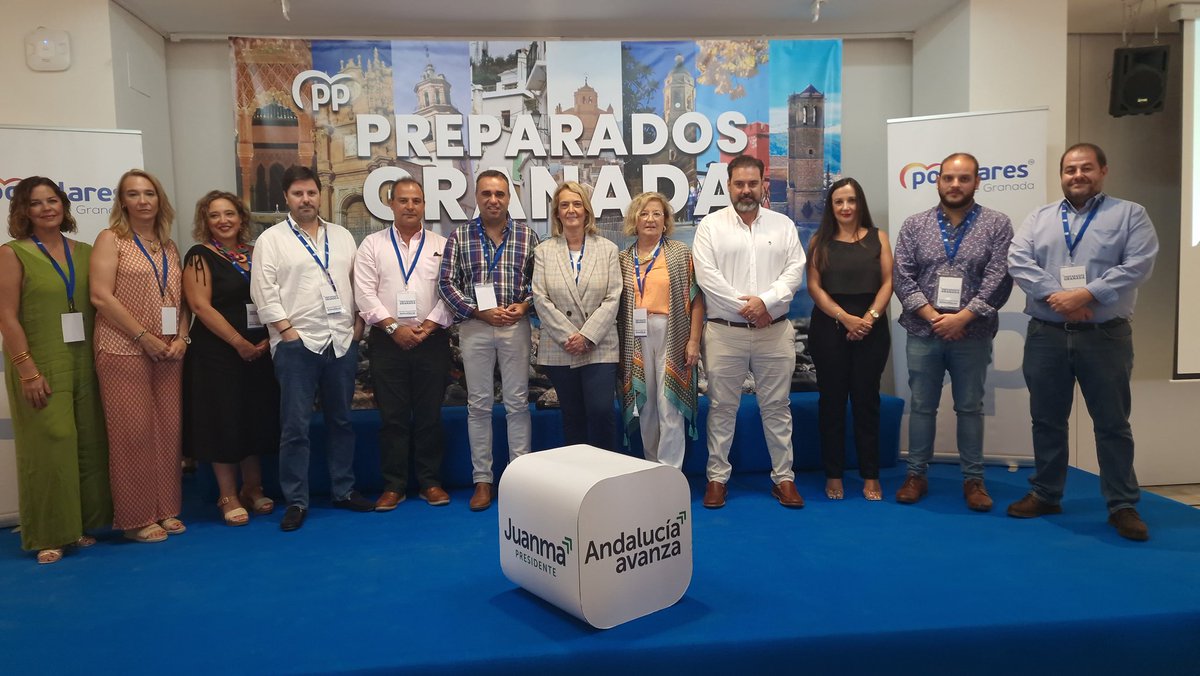 PP_Motril's tweet photo. 👩‍🏫 Nuestra presidenta, Luisa García Chamorro ha participado en la segunda jornada de la Escuela de Alcaldes organizada por el Partido Popular de Granada y que servirá como inicio del curso político en nuestra provincia. 

#EscuelaDeAlcaldes
#PPGranada
#PreparadosGranada https://t.co/uYOHwXa581