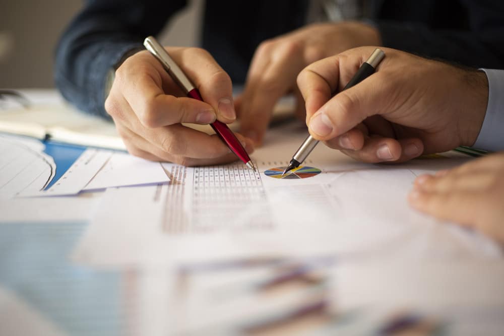 cafemutual's tweet photo. What does September 2022 has in store for #debt funds?
Which schemes should you be looking at?
Top fund managers answer : https://t.co/YLvhJTvusu @CanaraRobeco @TrustMutualFund @NipponIndiaMF #JMFinancialMF https://t.co/FiGwPUwI1E