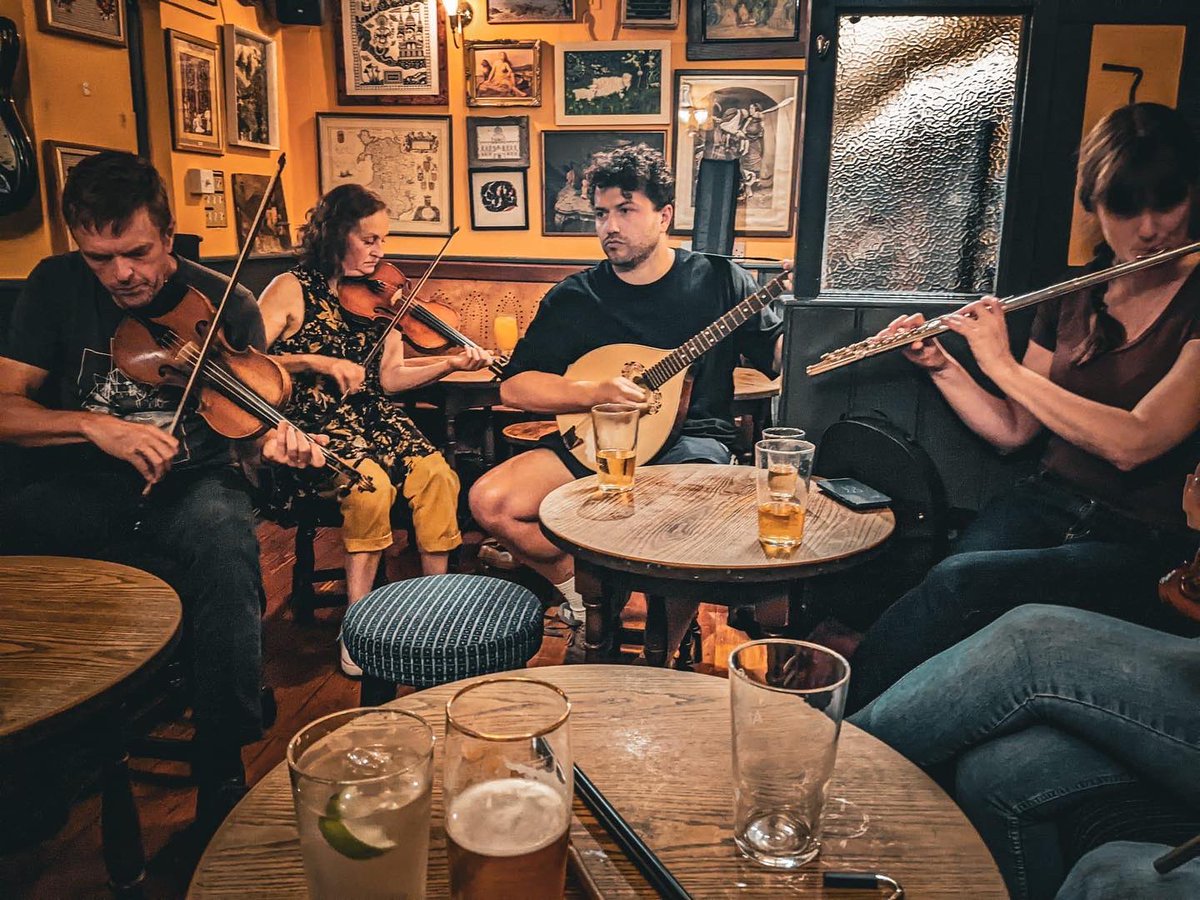 The Hare on the Hill tweet media