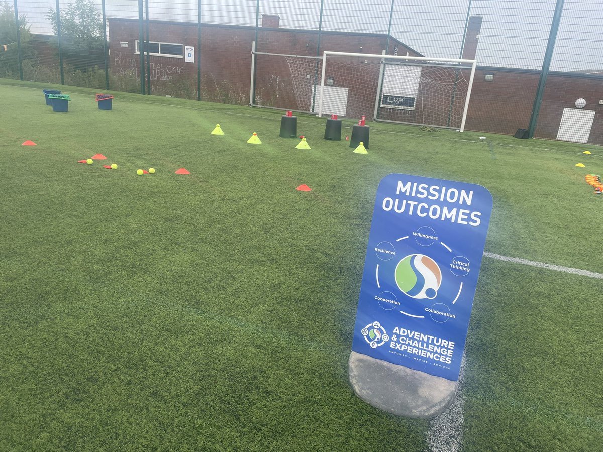 leamanorschool's tweet photo. The afternoon at Lea Manor High school is dedicated to team building. The activities are set up, ready to go 💪🏻🏆 action shots to follow…. @JPather74 @ChilternLT @leamanorpe @AJRAllModCons @unleashing_me @Mr_SmithLMHS @MissChloe_Ward @Malcolm_Teach @Nou7Nour @TomBellwoodCLT https://t.co/3dIhZBeSpC