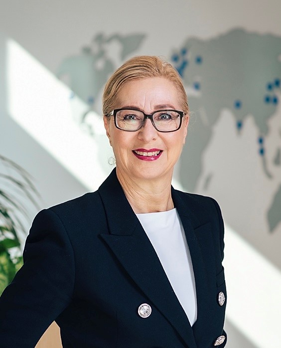 «Die Trainer/innen sind in einer Schlüsselposition, um nicht nur Verhalten zu beobachten, sondern dies durch positive Impulse zu beeinflussen.» Jeannine Pilloud hält an der Magglinger Trainertagung 2022 eine Keynote zur Frage «Wie gelingt Kulturwandel?» bit.ly/3Q5k2Gp