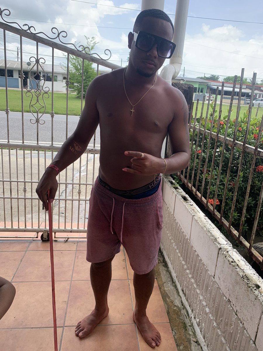 CarltonAlfonso1's tweet photo. 🧑🏾‍🦯🧑🏾‍🦯🧑🏾‍🦯 #MOSES #INDEPAINT #CAESARSARMY https://t.co/zm4uplYZ33