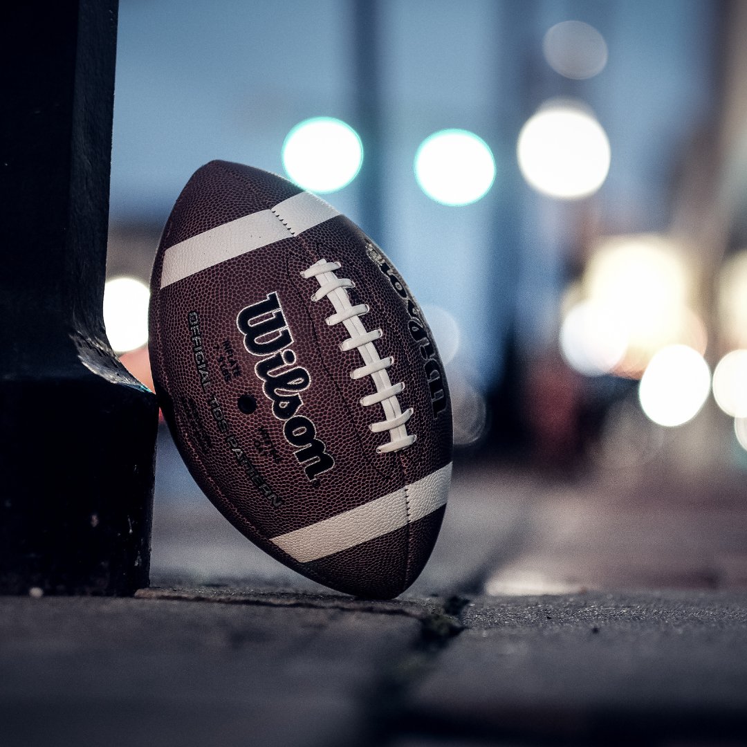 CogentStepsLLC's tweet photo. A large fight at high school #football game created panic with fans and players. How could an emergency response plan have been enacted? #cogentsteps
https://t.co/2mrcDhGdih https://t.co/yfk1JPg9pk