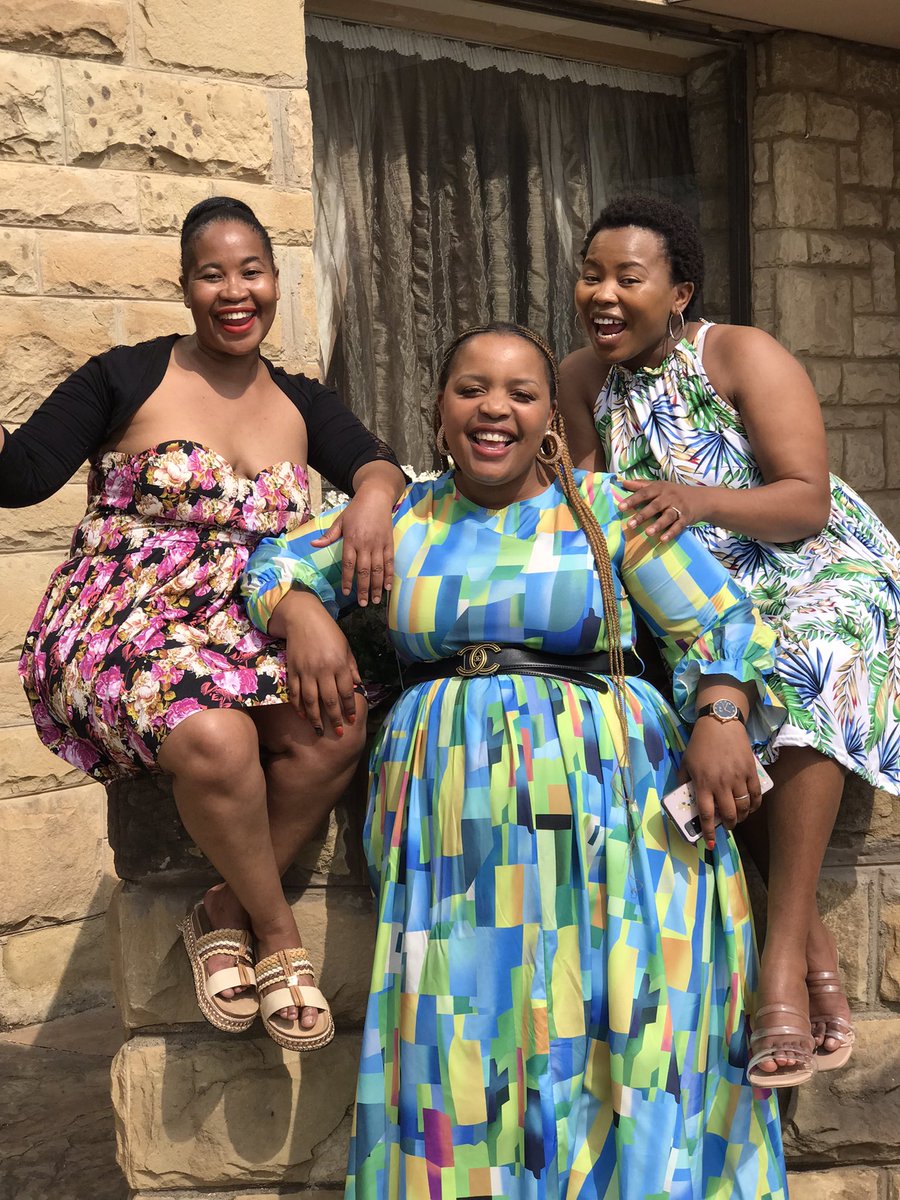 pcfmls's tweet photo. PC FM wishes it’s listeners a wonderful spring day🌸🌸🌸🌸
#Hantatae
#PCFM https://t.co/AlB7FnTUTz