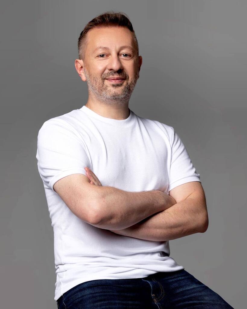 Le damos la bienvenida al actor: Nicolás Scarpino, ¡nuestro nuevo representado! ✨

#NicolásScarpino
#Actores
#NuevaIncorporacion
#RamonPilaces instagr.am/p/Ch9qb2mDY5I/