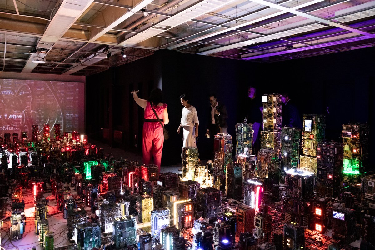 De creatieve broedplaats <a href="/WarpTechnopolis/">Warp Technopolis</a> in Enschede is het prachtige resultaat van doortastende samenwerking in de stedelijke cultuurregio Twente. Jonge makers kunnen hierdoor op innovatieve wijze pionieren op het snijvlak van kunst, cultuur en technologie.