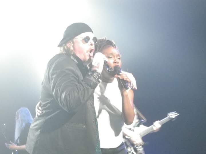 Happy Birthday Joe My Favorite singer
Joseph Williams    
