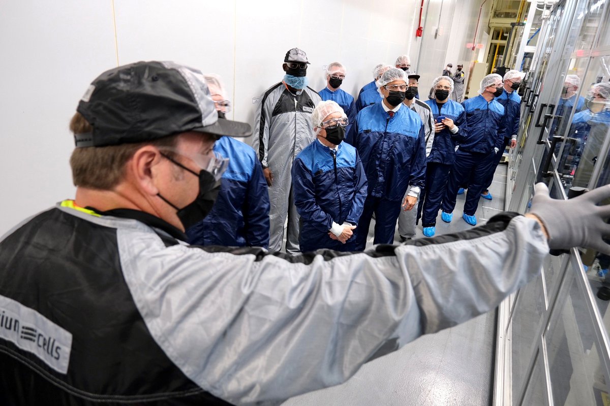 Ultium Cells tweet media