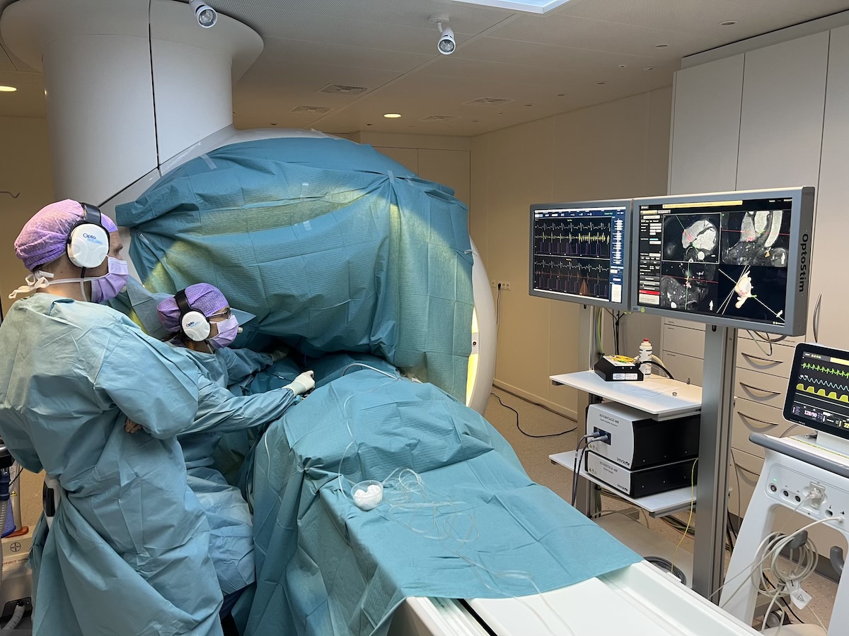 Another two iCMR-guided CTI #AFlutter cases… And this was exciting! 👉🏻Within our multidisciplinary team, we get more and more routine. 👉🏻One of the highlights: We got into the left atrium via a PFO (first in men?!) Already looking forward to the next case!🙂 #EPeeps #whyCMR