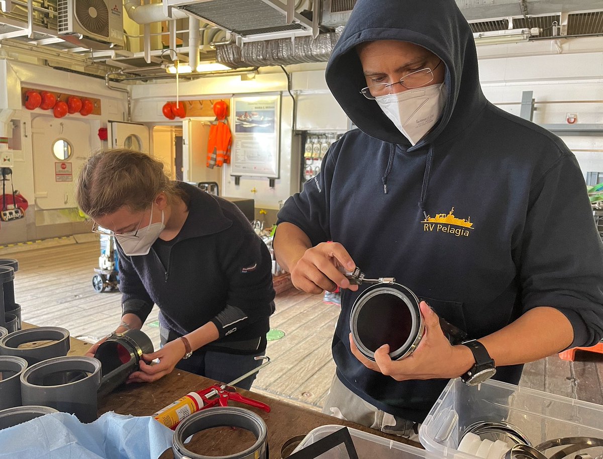 VolkerDiekamp's tweet photo. Meanwhile all participants of #msm111 have arrived aboard #rvmerian and are alrady preparing the equipment in the labs and on the decks for the upcoming cruise. #mebo200 is almost ready for operational work. Tomorrow we will leave Reykjavik… #unibremen #marum https://t.co/L1aHrg3eQE
