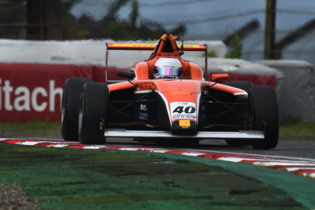 Suchiru093's tweet photo. FIA-F4 2022 鈴鹿
第7・8戦
上野大哲選手!
#FIAF4 #F4 #formula #SACCESSRACING #タイヤカスレーシング #上野大哲 #SUPERGT #鈴鹿サーキット https://t.co/f5PSSBIOAA