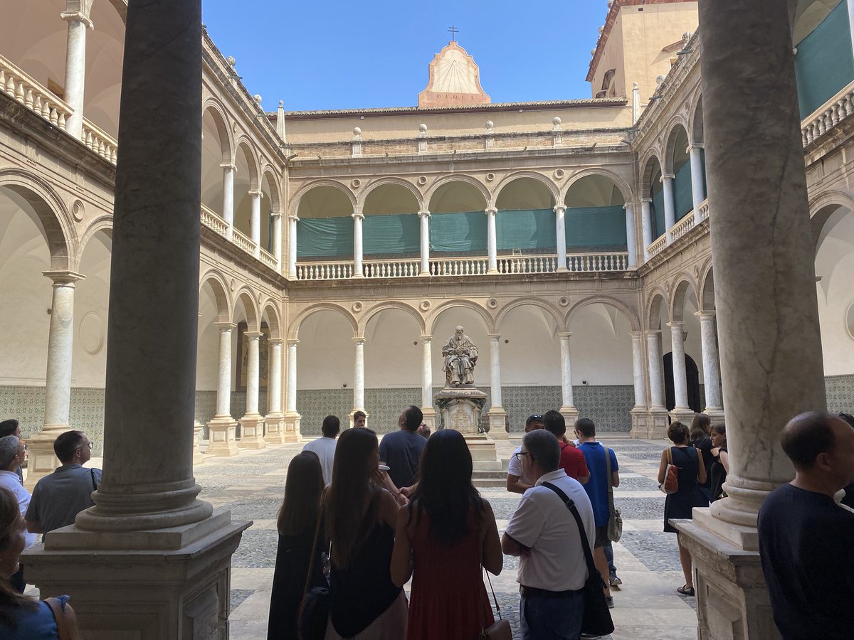 Claretxativa's tweet photo. Començar el primer dia els profes amb una jornada de convivència no té preu. Poder reencontrar-nos amb tranquilitat i temps, fer grup, família. https://t.co/FCMUG34UOV