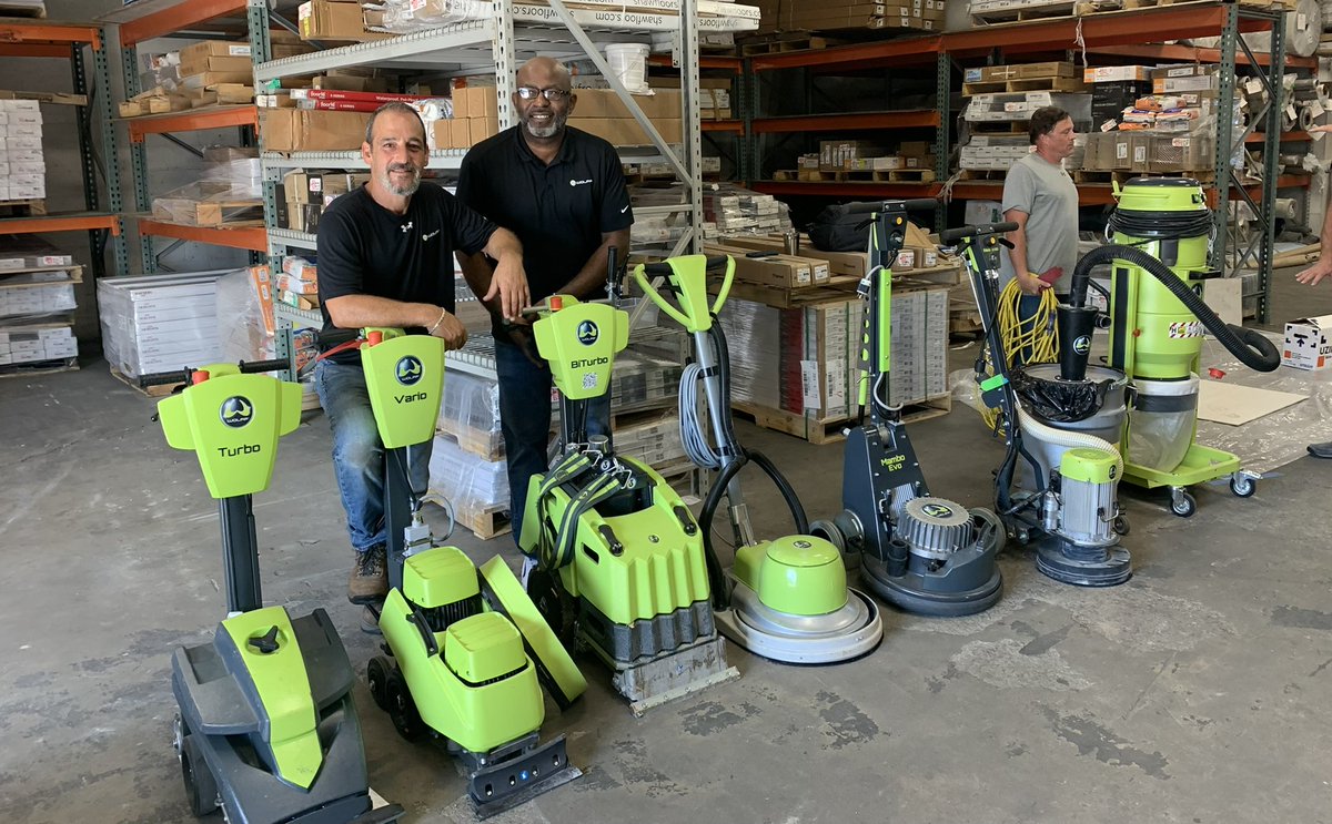 TrvlngToolMan's tweet photo. Had a great turnout in North Carolina, met some great installers and we shared a lot of tricks of the trade!! #WOLFFTOOLS https://t.co/qBqjKcZgV9