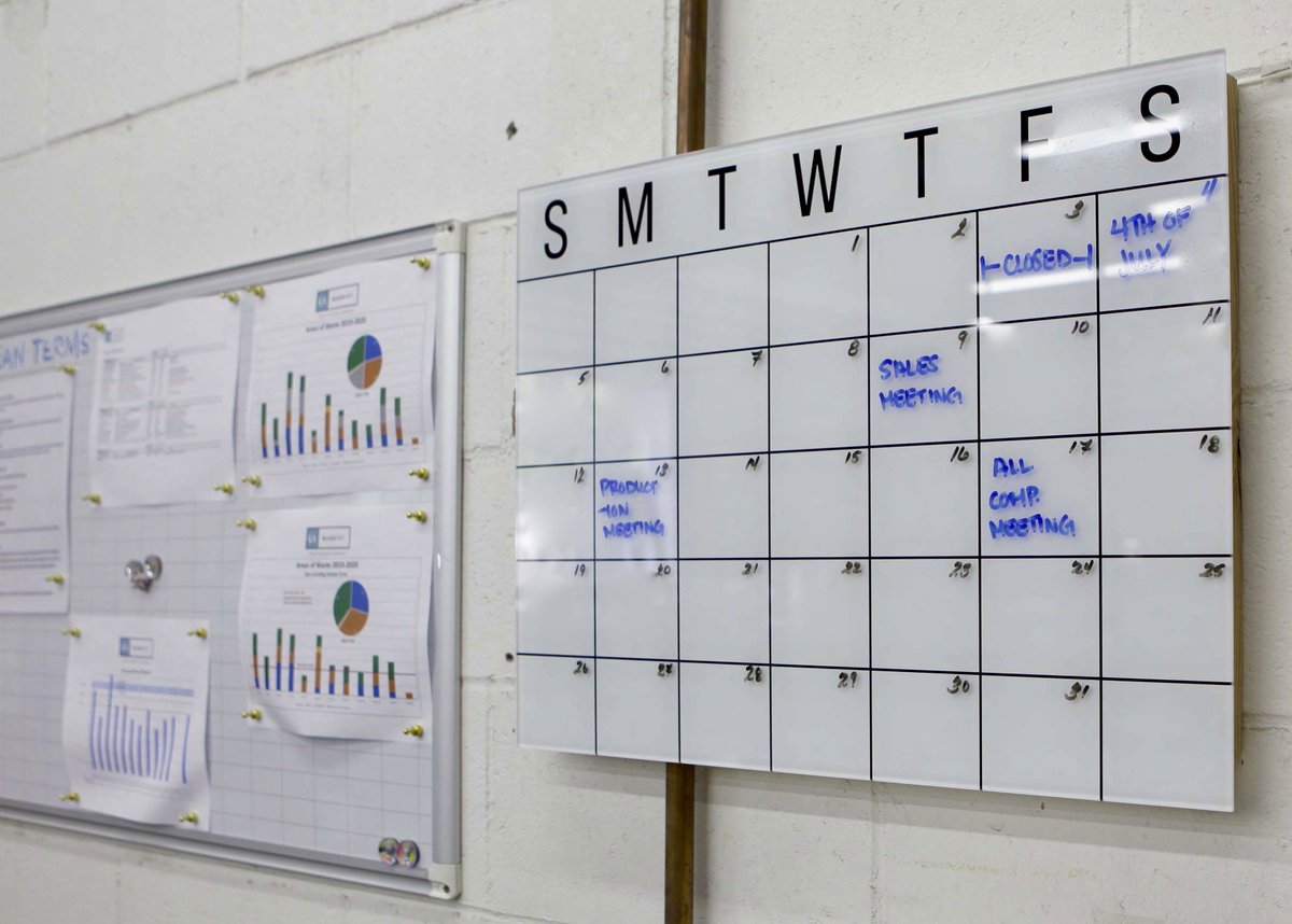 GlassArtDesign_'s tweet photo. Available in any size, color or design- Our glass whiteboards will help you stay organized as the new school year begins. 🤓  

#customglass#glasswhiteboard#twincities#newschoolyear#organization#architecturalglass#interiordesign https://t.co/g1oDdFF5lX