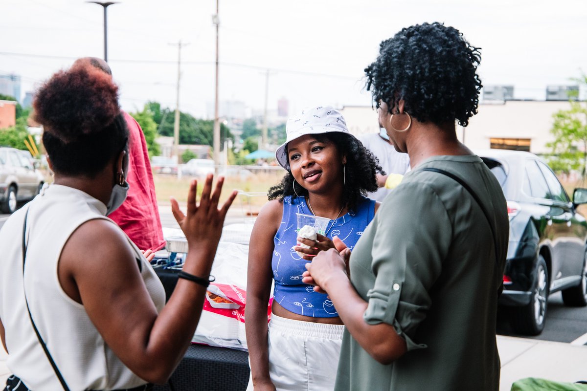 itsHueHouse's tweet photo. According to The Insider, in 2019 only 3% of 870 chief marketing officers were Black. In case you didn't know, The Block Foundation is the 501(c)(3) non-profit arm of Hue House, dedicated to uplifting and propelling Black creatives.
#ItsTheBlock #ItsHueHouse https://t.co/kLLoiZroRE