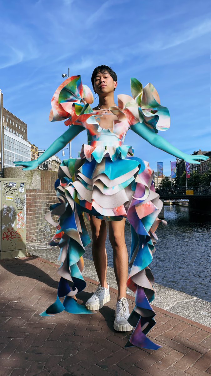thefabricant's tweet photo. The #WoWFashion PFPs are coming in HOT🔥🖼️

1 HOUR until @aschno1 and @Naamuliz dish out the 'how-to' on digitally dressing yourself in your 1/1 @worldofwomennft @thefabricant creation!

🗓️ Today @ 4pm CET 

⚡Sign up (its free) + join us live on Twitch: https://t.co/iPax2fGmof https://t.co/JtlqQu9QIM
