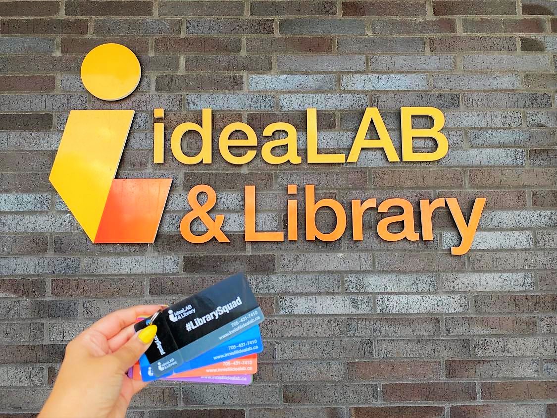 InnisfilideaLAB's tweet image. It&apos;s #LibraryCardSignupMonth! Make sure your kids have the most important school supply of all: a library card.

Signing up for a #librarycard is a step towards academic success &amp;amp; lifelong learning. Join our #librarysquad by signing up in-person or online: innisfilidealab.ca/get-a-membersh…