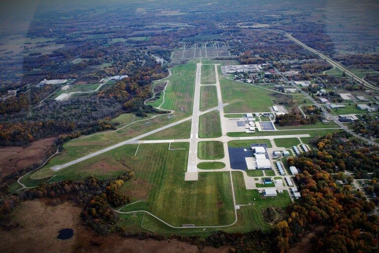 WingsofMercyWM's tweet photo. ✈️ Airport Profile✈️ 

😁 ✨ 𝗕𝗲 𝘀𝘂𝗿𝗲 𝘁𝗼 𝘃𝗶𝘀𝗶𝘁 Southwest Michigan Regional Airport (KBEH) in Benton Harbor!

🍨 🍦𝗧𝗵𝗲𝘆 𝗮𝗿𝗲 𝗴𝗼𝗶𝗻𝗴 𝘁𝗼 𝗯𝗲 𝗳𝗲𝗮𝘁𝘂𝗿𝗶𝗻𝗴 Ice cream Sandwiches, Bars or Other frozen treats will be complimentary to participants. https://t.co/fw49BAWDQx