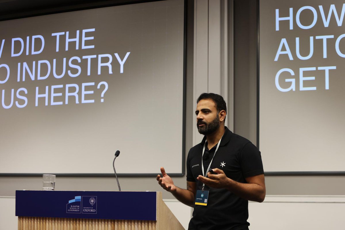 An incredible morning at OXtoZERO 🌍

We have learnt a lot &amp; it is clear that organisations &amp; companies in #oxfordshire are at the forefront of research &amp; #innovation. 

However, #funding, collaboration &amp; talent are core to their wants &amp; needs to grow as they aim for #netzero.