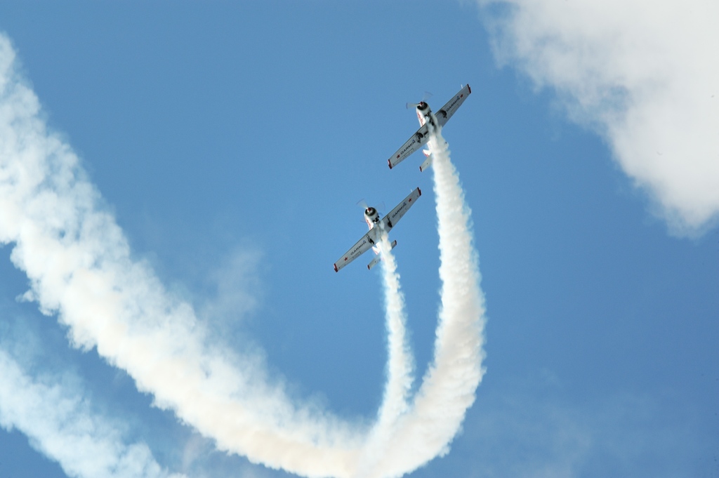 BmthAirFest's tweet photo. Here for ONE DAY only! Please give a big cheer for @teamyakovlevs 🙌🏼

The UK based Aerobatic Team, boasts former RAF combat, display and test pilots who have flown the likes of Typhoon, Harrier &amp; Tornado Jets, pushing the boundaries of high performance displays! 

#BmthAirFest https://t.co/YHEqyTKumH