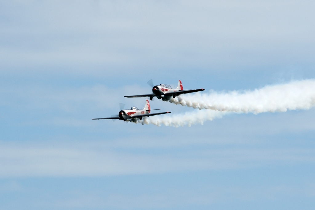 BmthAirFest's tweet photo. Here for ONE DAY only! Please give a big cheer for @teamyakovlevs 🙌🏼

The UK based Aerobatic Team, boasts former RAF combat, display and test pilots who have flown the likes of Typhoon, Harrier &amp; Tornado Jets, pushing the boundaries of high performance displays! 

#BmthAirFest https://t.co/YHEqyTKumH