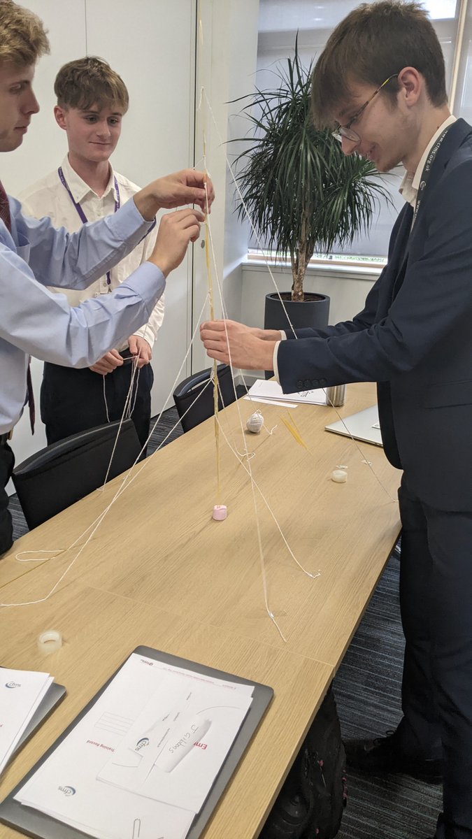 #Careers | At CFMS, September is usually synonymous with new #interns. This year is no exception as we had six interns starting with us today! 🙌

But the new faces don't stop there; we also welcome our new Graduate Systems Engineer, Oliver Paice! 

Welcome onboard, everyone!