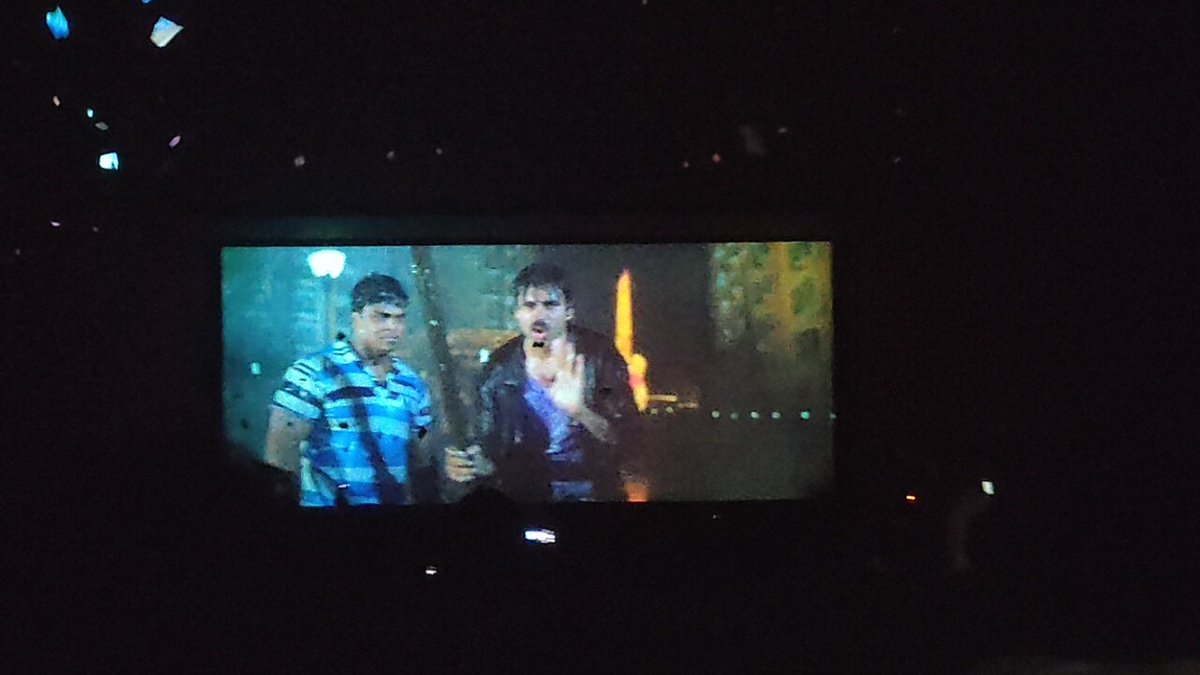 vinodmacherla9's tweet photo. A.R.A.C.H.A.K.A.M. 🔥🔥🔥
Celebrations In #Gokul 💥

#Jalsa4KCelebrations
#JalsaSpecialShows
#Jalsa #PawanKalyan #JalsaStorm @PawanKalyan #HBDJanasenani
#HariHaraVeeraMallu #JanaSenaniBirthdayFest2022
#HBDJanaSenaniPawanKalyan https://t.co/5NgYNz6BpE