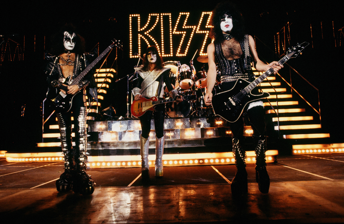 #KISS Cold Gin Navy Strength 57% alc/vol is out via Brands For Fans.