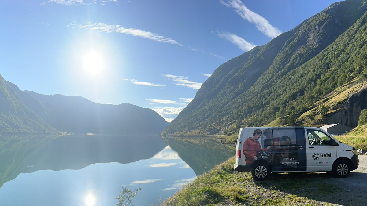 RvmSystems's tweet photo. Henrik's on the road again !🎶 A lovely day at Skei in Norway 🤩 https://t.co/J4ZVqzK5Jq
