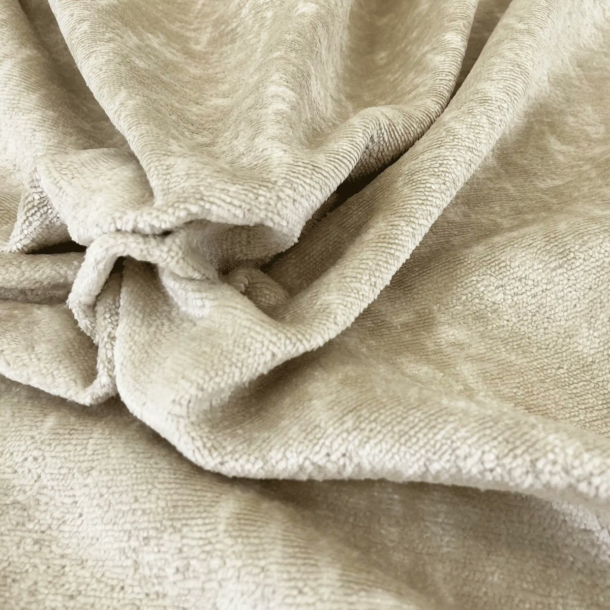 mobusfabrics's tweet photo. The texture of our Castello range soaks in colour, giving it a soft, elegant appearance. Perfect upholstered on a glamorous accent chair or a large cushioned sofa, Castello is a beautiful fabric. 

https://t.co/3S55FqXAco 

#upholsteryfabric #furnituredesign #fabricdesign https://t.co/Zah0L9N5gV