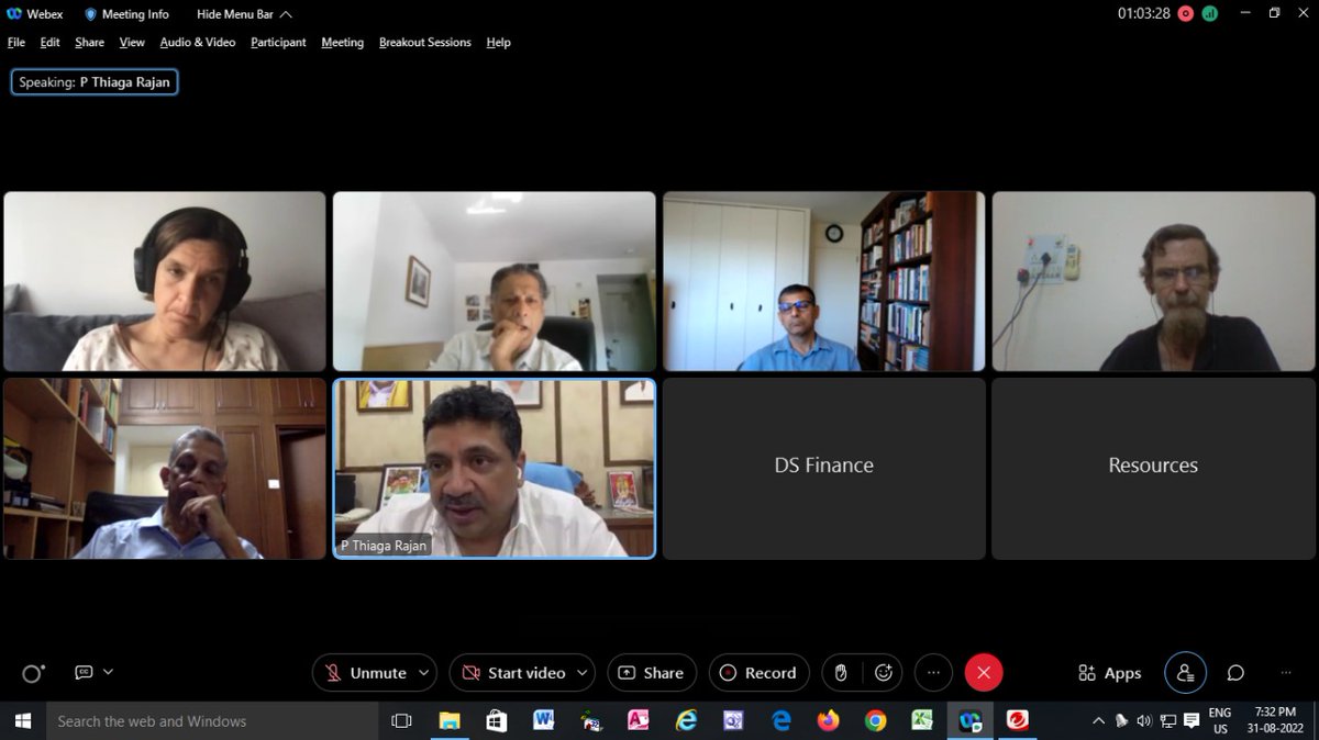 ptrmadurai's tweet photo. Thought-provoking meeting with our Economic Advisors last evening. Our almost-final '21-'22 CAG accounts are MUCH better than RE stated in March (Report in Sep/Oct) and now we set the bar higher💪

With CM @mkstalin's unwavering support, &amp; such brilliant advice, we're on a roll☺️ https://t.co/cxTj5KSrTZ