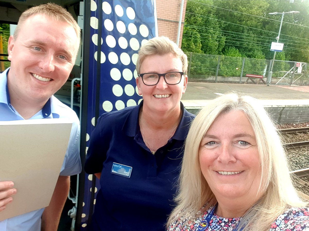 mellon102's tweet photo. Great run out today with @ScotRail Driver Pamela & Driver Team Manager Ian from #Motherwell depot.
Always a joy to see women representing in whats seen (wrongly) as a male dominated job πππ
#WomenInRail
#QualifiedDriver
https://t.co/ebQQ4YbErS https://t.co/0ePMKQWvHd