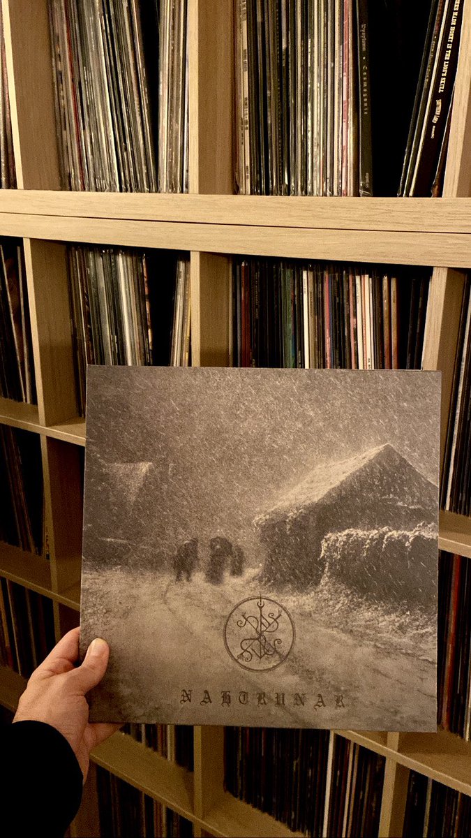 NauptreR's tweet photo. Nahtrunar - Wolfsstunde 🇦🇹🤘🏻🖤
#Nahtrunar #AltareProductions
#blackmetal #austrianblackmetal https://t.co/3N9yks6G5k