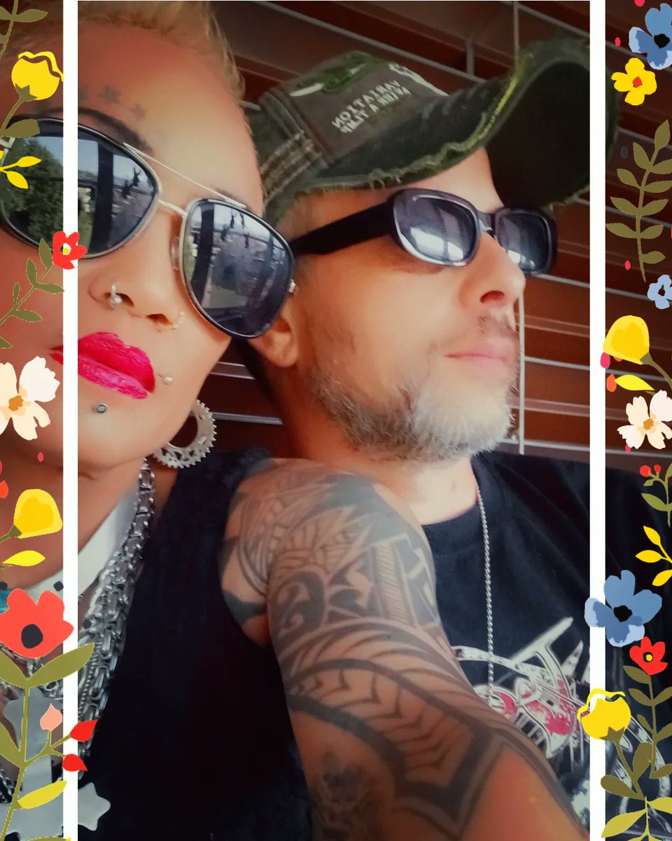 SmoketownTemple's tweet photo. #ShoppingQueen
#AtomicBlaze
#Dominatrix #Master
#bdsm
#enfluencer
#NudeModel
#Dancer
#Blessed
#HSHL888
#Cannabis
#CannabisMistress
#Stoner
#CannabisAdvocate
#Model
#Singer
#Actress https://t.co/1RF8rABD7y