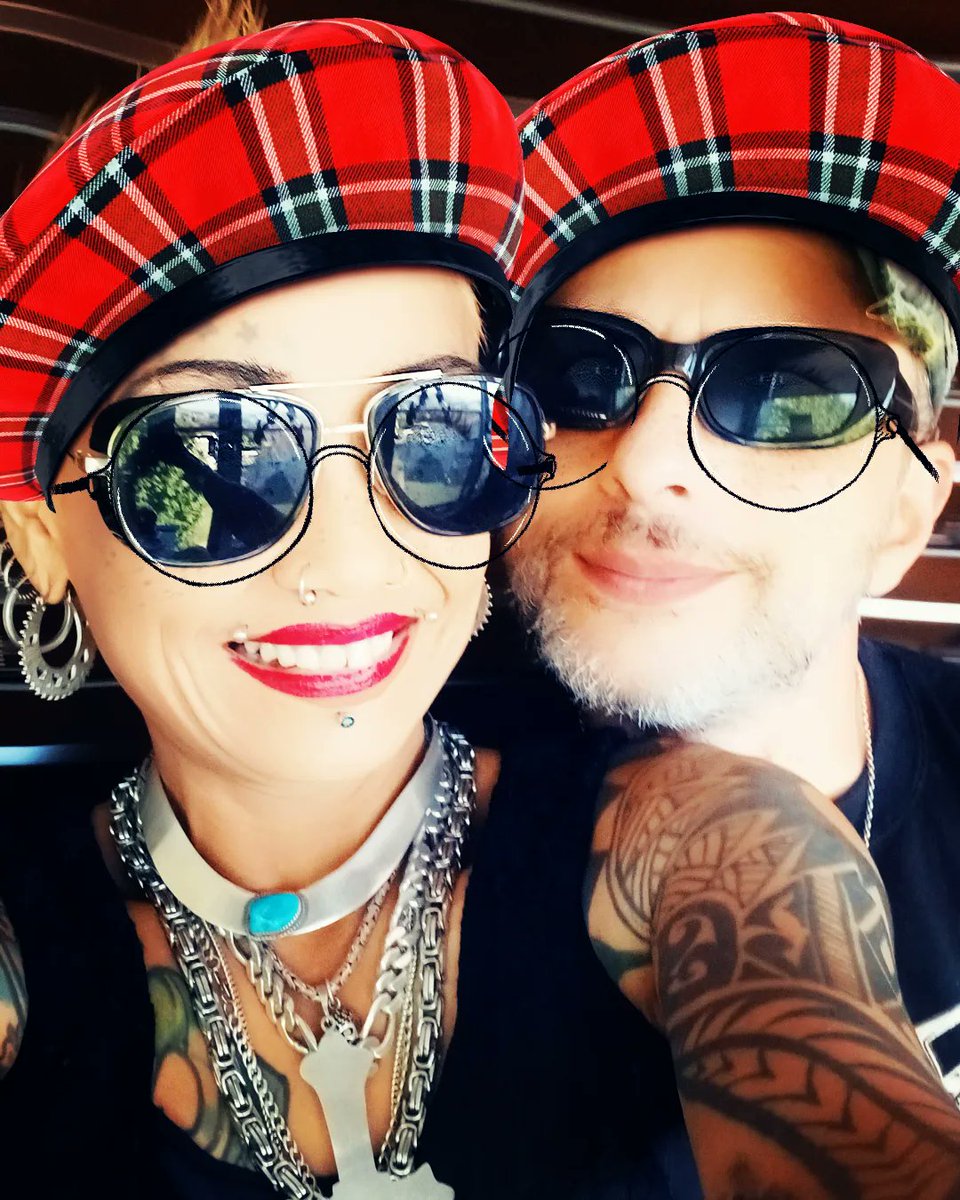 SmoketownTemple's tweet photo. #ShoppingQueen
#AtomicBlaze
#Dominatrix #Master
#bdsm
#enfluencer
#NudeModel
#Dancer
#Blessed
#HSHL888
#Cannabis
#CannabisMistress
#Stoner
#CannabisAdvocate
#Model
#Singer
#Actress https://t.co/h6kXlqtrjL