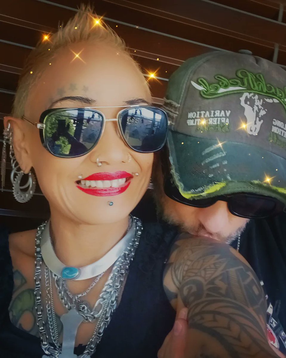 SmoketownTemple's tweet photo. #ShoppingQueen
#AtomicBlaze
#Dominatrix #Master
#bdsm
#enfluencer
#NudeModel
#Dancer
#Blessed
#HSHL888
#Cannabis
#CannabisMistress
#Stoner
#CannabisAdvocate
#Model
#Singer
#Actress https://t.co/b2HfImZtOS