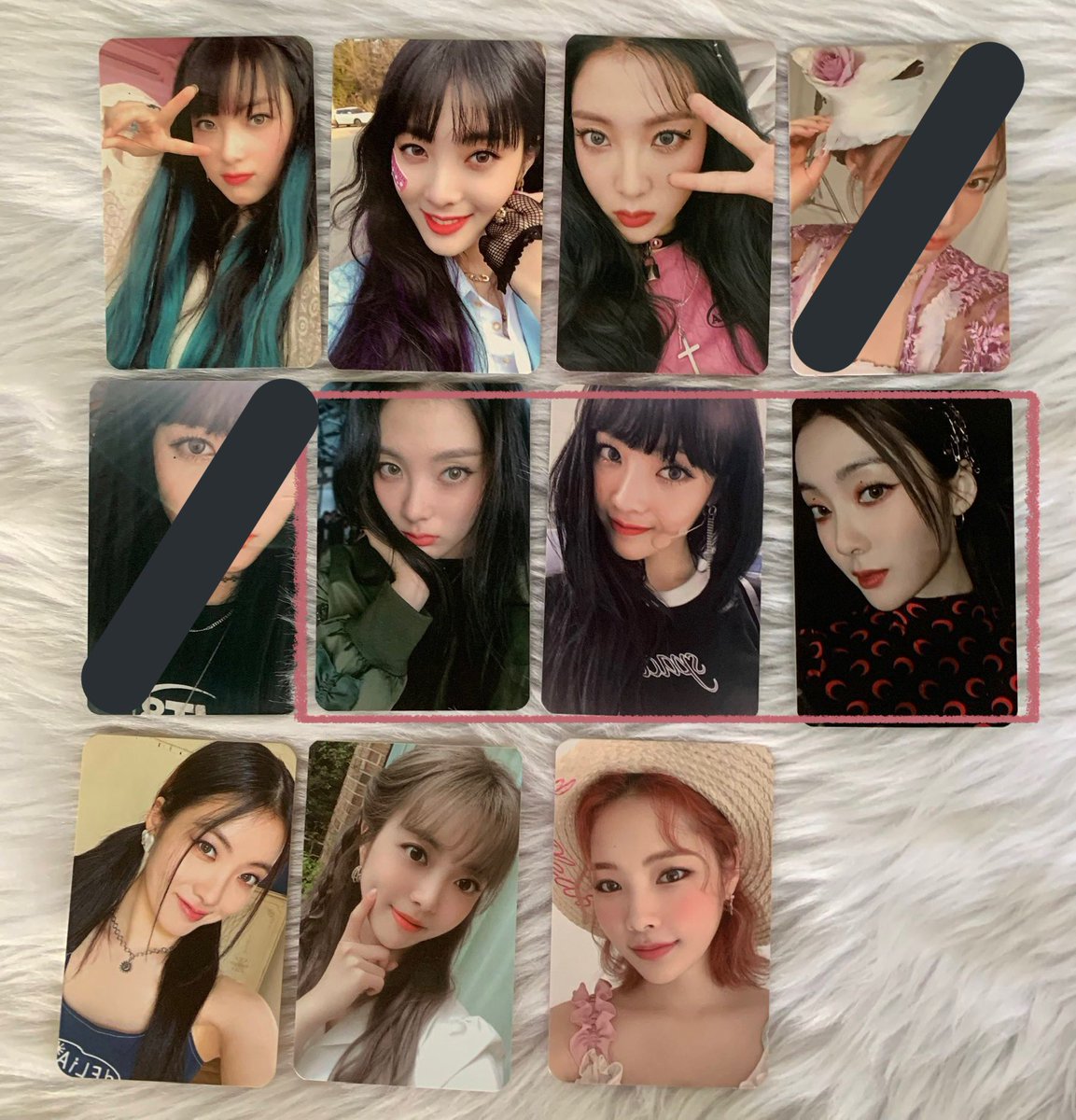 wts lfb ph 

♥︎ weki meki lucy pcs 

pink box ( broadcast/fansign pcs ) - 300 php each 

the rest - 130 php each 

📄 onhand, clean, payo 

loc: gsc, mindanao, mod: sco, direct ggx