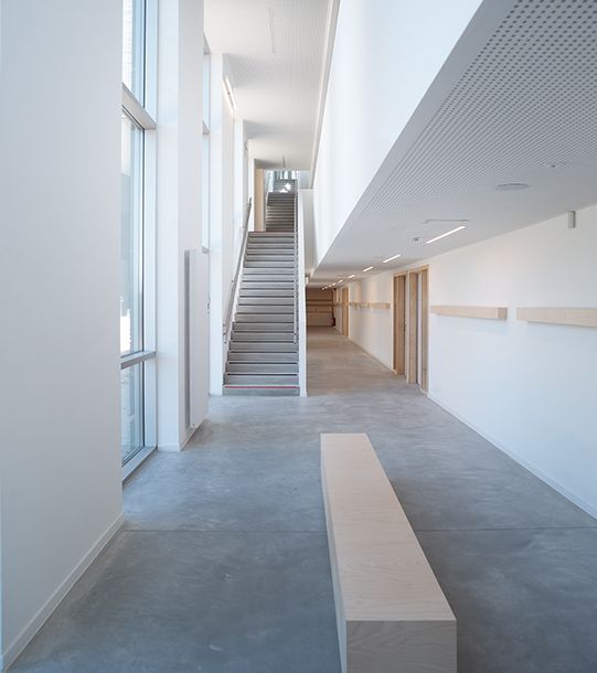 bel_group's tweet photo. Op de eerste schooldag blikken we natuurlijk graag eens terug op onze betonwerken in de Franstalige basisschool Bempt 👩‍🏫

Au premier jour d'école, on aime revenir sur nos travaux de béton à l'école primaire francophone de Bempt 👩‍🏫

#carrofloor #carrobelgroup #betonwerken https://t.co/ZTaJmcyEoe