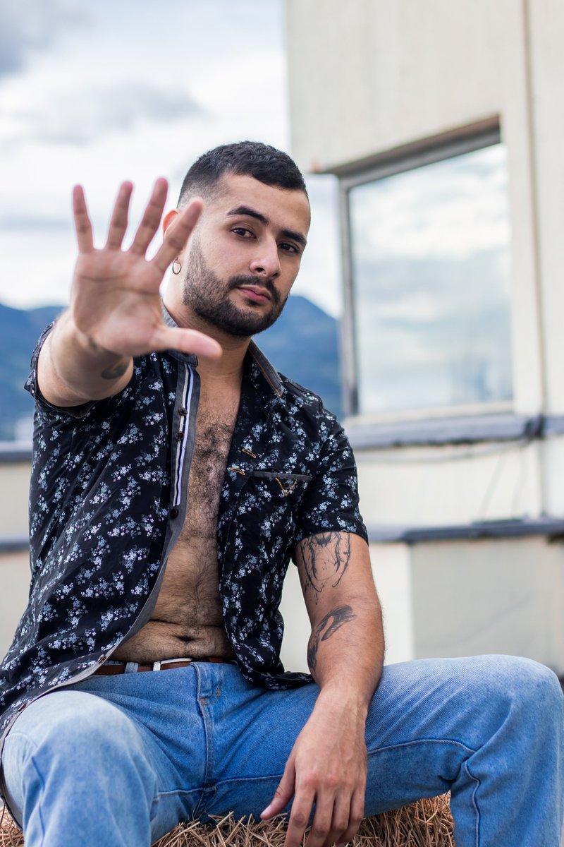 Noah_Knight1's tweet photo. Hey Guys! I'm now LIVE on @Stripchat. Come play with me! 😈
 👉 https://t.co/ecPi5Z7ZpP 

#stripmenow #stripchat #stripchatlive #lati #sexcam #camboy #colombian #hairyleggs #hairychest #hairyass #beard #bear #daddy #top #dirtytalk #cumshow #feet #ass #armpits #sex #love #fun https://t.co/zCBHYLyYbE