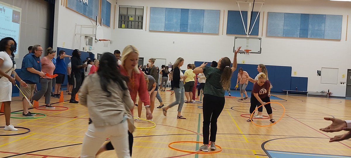 natashamathura's tweet image. Staff @TribuneDrive is #FiredUp for this school year! 🪨 📃 ✂️ #throwthechicken #PDFun #Trailblazers @Mrs_SBurke @Jason_Stumpf