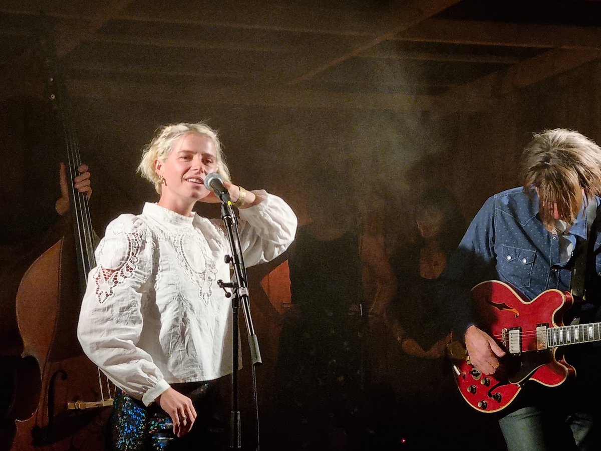 A magical, beautiful night of spellbinding music from Jessie Buckley and ⁦<a href="/Bernard_Butler/">Bj Butler</a>⁩ at Home Farm..and we were quite close to the front by the end!.simply stunning ⁦<a href="/buckleyxbutler/">Jessie Buckley & Bernard Butler</a>⁩