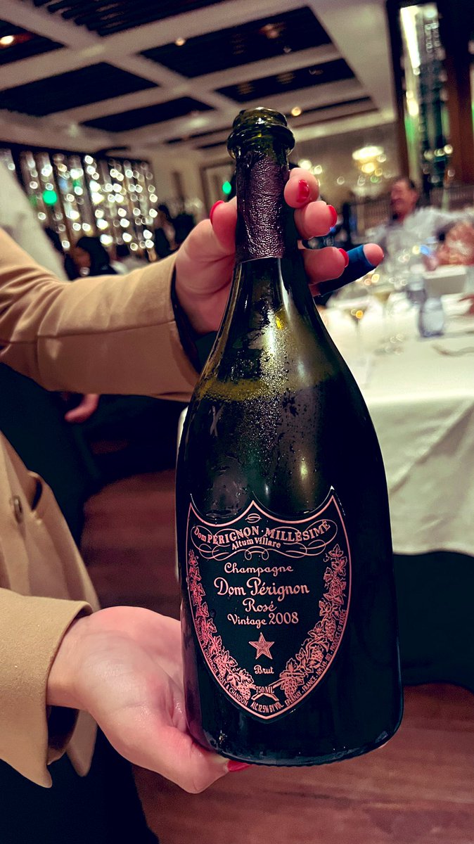 TheWhetPalette's tweet photo. Tremendo 🥂🍾 shindig by @FiolaMiami & @MoetHennessy @LVMH last night. #recoverythursday https://t.co/vWV5mEZWJH
