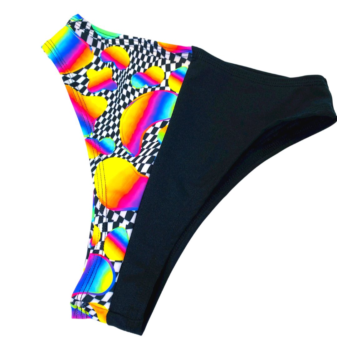 thelytecouture's tweet photo. Shop our new RETRO RAVE collection! Plus the entire shop is on sale! Save 25% off the whole shop! No coupon code needed! https://t.co/5KLROmUypx