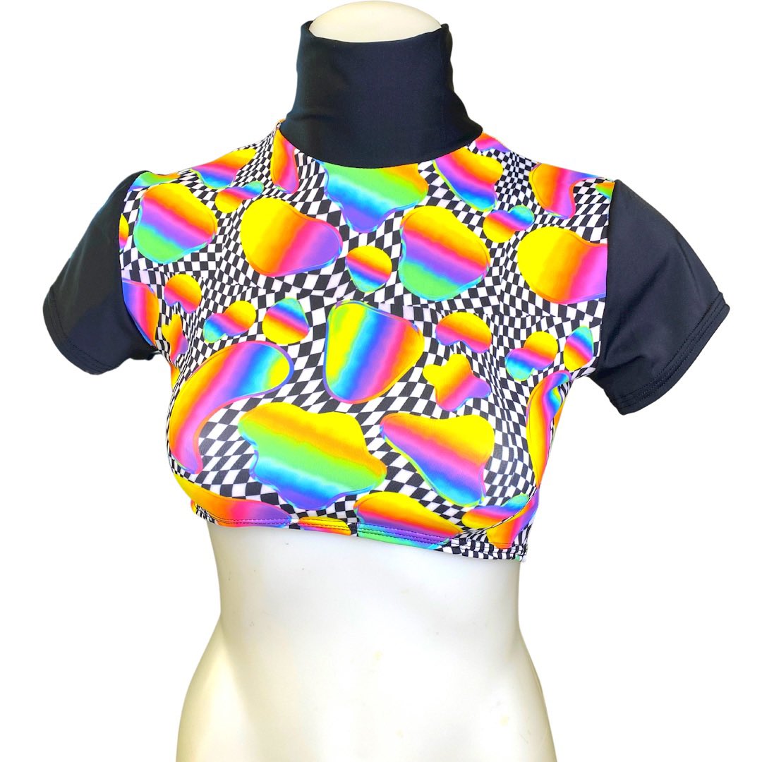 thelytecouture's tweet photo. Shop our new RETRO RAVE collection! Plus the entire shop is on sale! Save 25% off the whole shop! No coupon code needed! https://t.co/5KLROmUypx