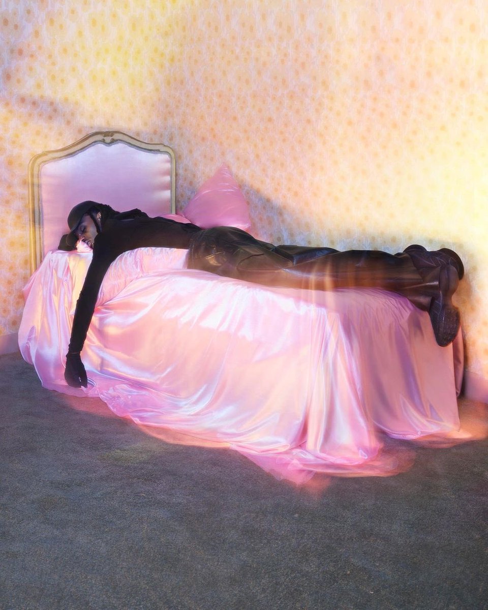 alchimistfr's tweet photo. Playboi Carti photographié par Nick Knight pour Givenchy. https://t.co/5UsSg6ULEh