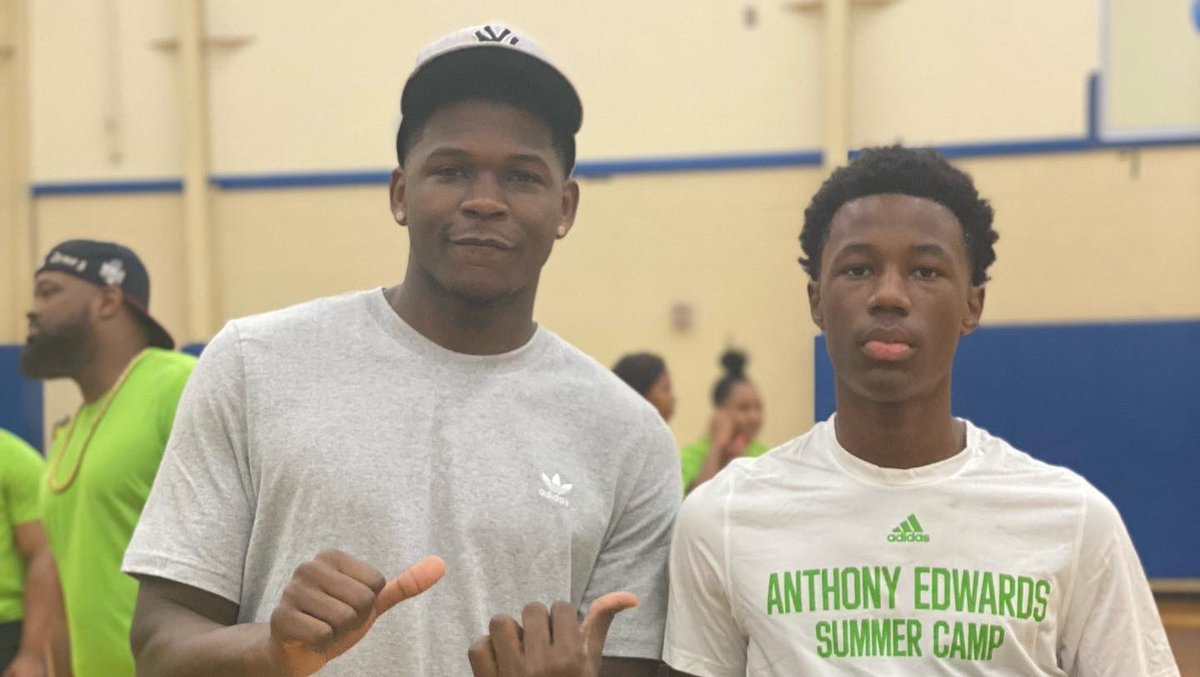 ae5enterprises's tweet image. Amaré Hall and Tre Keith @_trekeith1 both won MVP honors at the 2nd annual Anthony Edwards Camp. Keep working! 

Special thanks to @timberwolves @bose @adidasbasketball for the special gifts that we were able to give these athletes. 

#AE5 #AntCamp #AnthonyEdwards