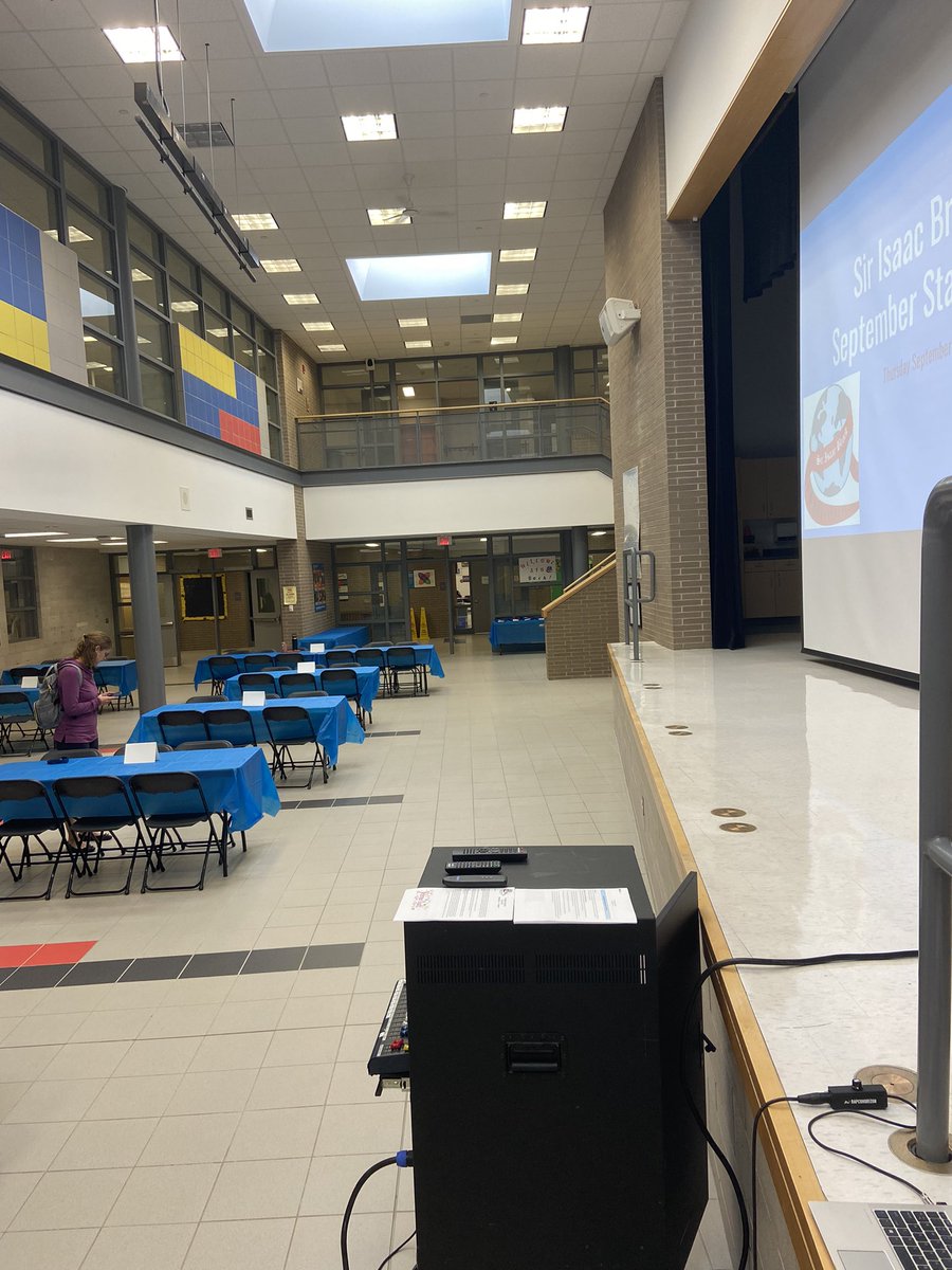 Lisa Stark tweet media