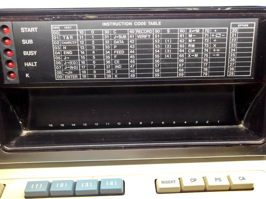 toshitada1973's tweet photo. PC-3600、開ける前にもう少し観察。昭和の未来ガジェット感がすごいね! キータッチは初期のMZに近いかな。
#PC3600 #COMPET https://t.co/TjhbxBAb6O