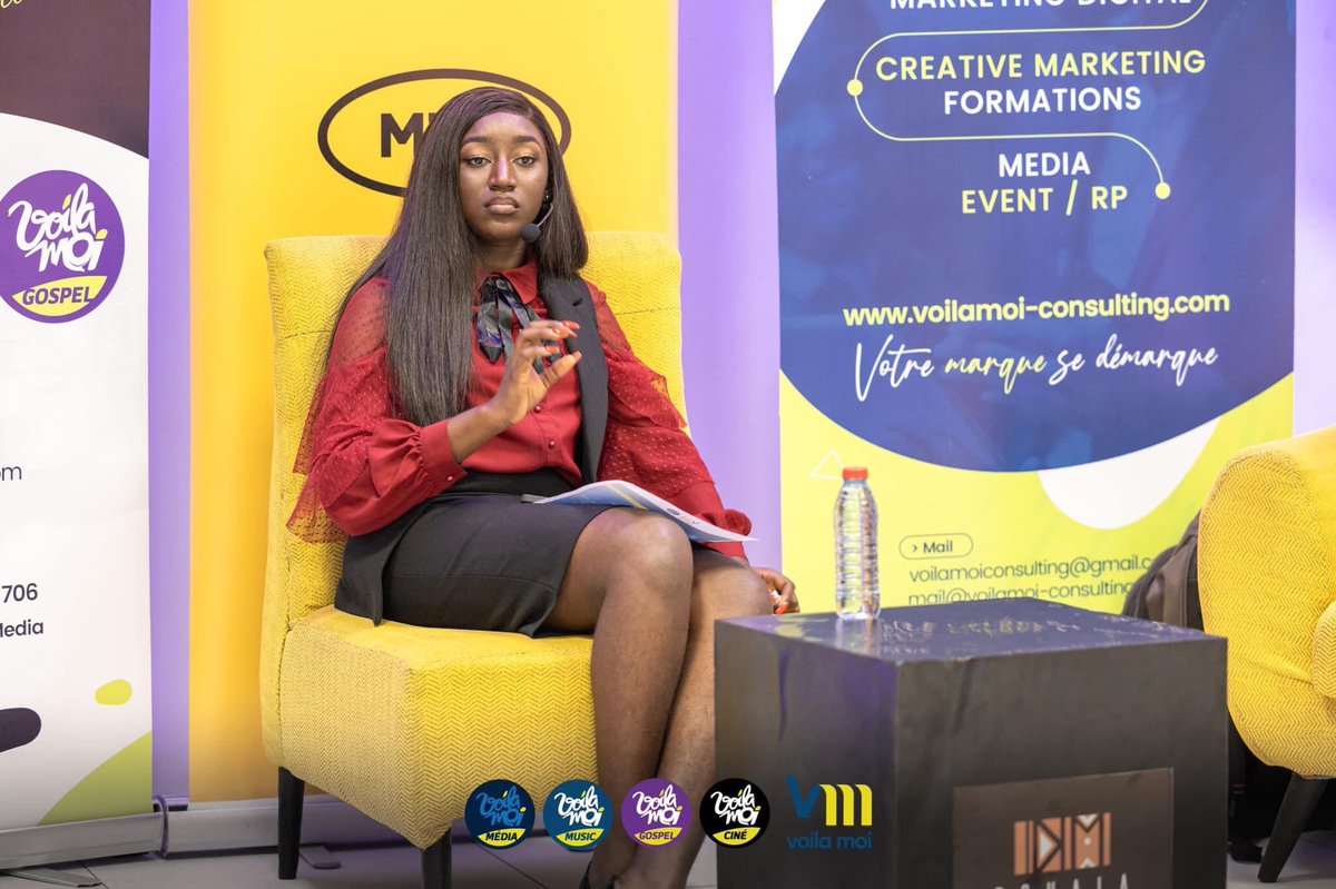voilamoimedia's tweet photo. Cet événement n’aurait pas eu cette belle saveur, sans les superbes prestations d’Amandine Bonny et d’Emerand Biasso; tous deux Journalistes - Présentateurs chez @dashmedianews
#BlogDay237 #VoilaMoiUpgrade https://t.co/8uJk5cUXP8